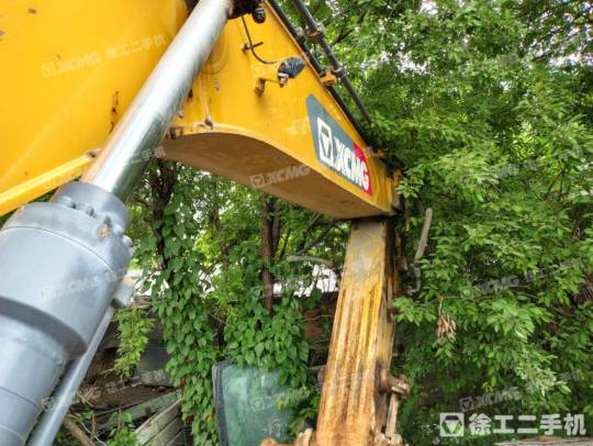 徐工XE370DK履帶式挖掘機