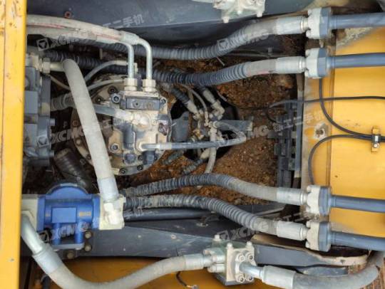 徐工XE370DK履帶式挖掘機