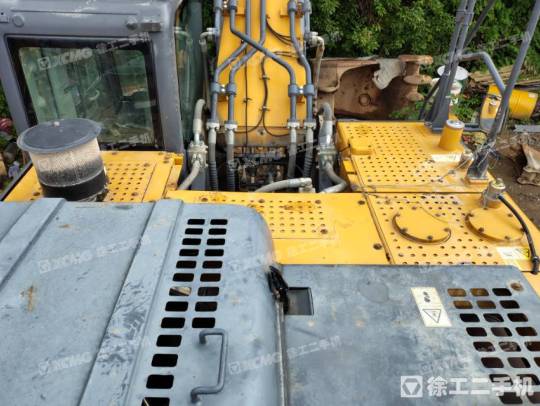 徐工XE370DK履帶式挖掘機