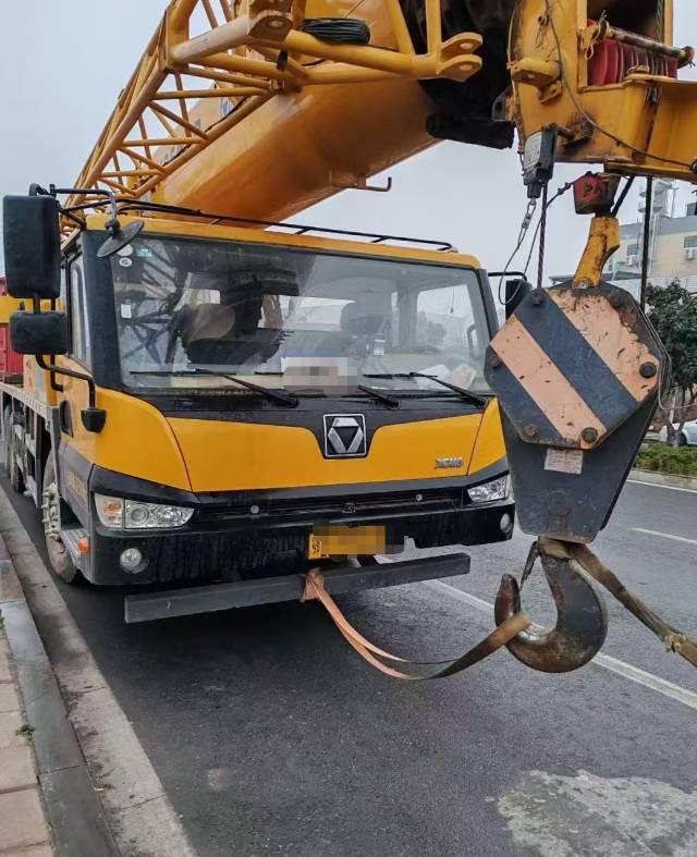 徐工QY25K5D汽車起重機