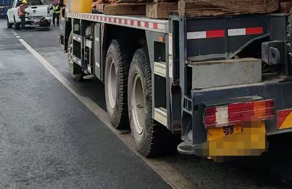 徐工QY25K5D汽車起重機