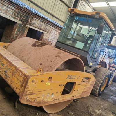 徐工XS223J单钢轮压路机