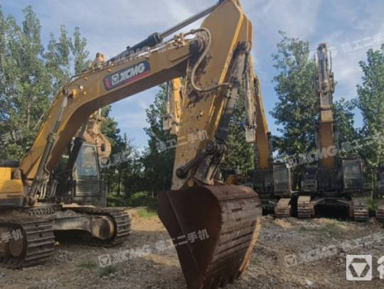 徐工XE380GK履帶式挖掘機