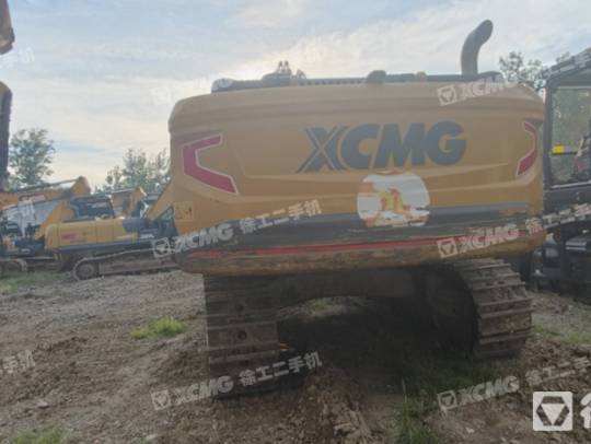 徐工XE380GK履帶式挖掘機