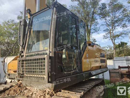 徐工XE380GK履帶式挖掘機