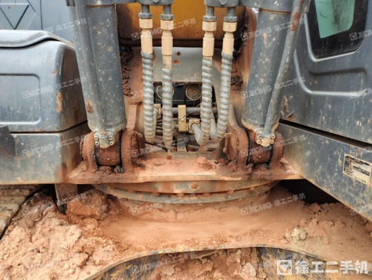 徐工XE200DA履帶式挖掘機(jī)