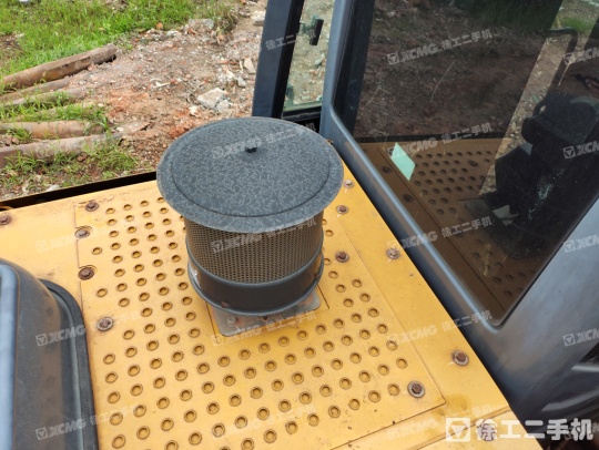 徐工XE200DA履帶式挖掘機(jī)