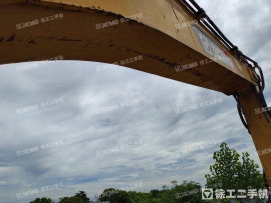 徐工XE200DA履帶式挖掘機(jī)