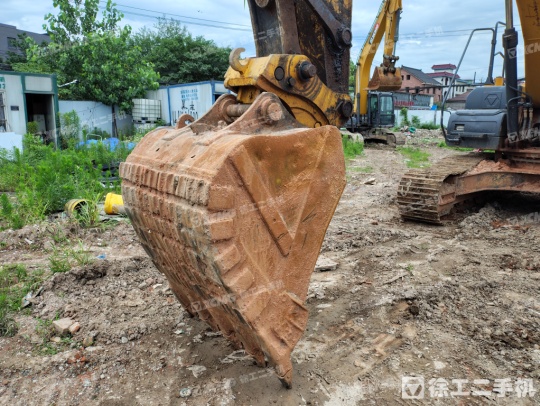 徐工XE200DA履帶式挖掘機(jī)