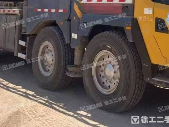 徐工XCT90汽車起重機