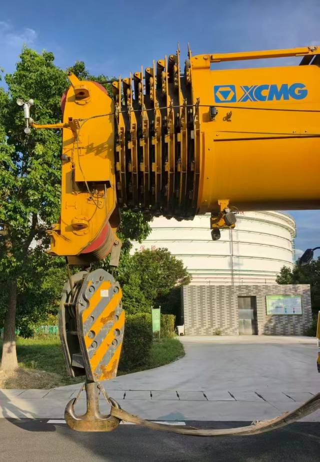 徐工XCA200L8全地面起重機