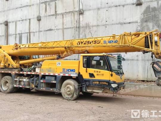 徐工QY25K5D汽車起重機