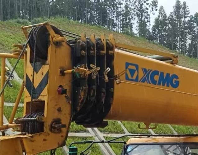 徐工QY25K5D汽車起重機