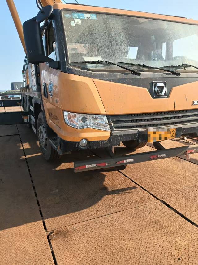 徐工XCT25L5汽車起重機