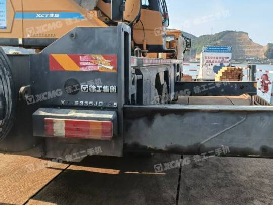 徐工XCT25L5汽車起重機