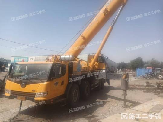 徐工XCT85(全橋轉向)汽車起重機