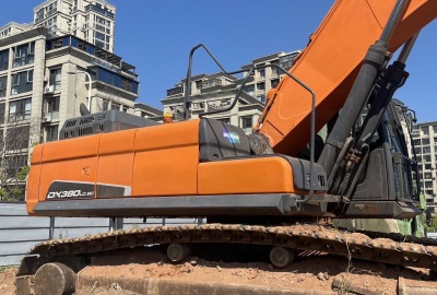 斗山DX380LC-9C履帶式挖掘機