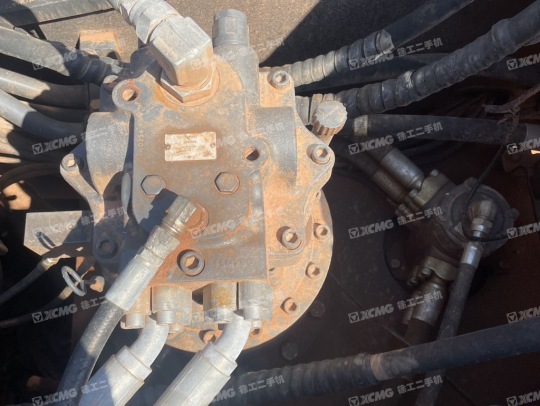 斗山DX380LC-9C履帶式挖掘機