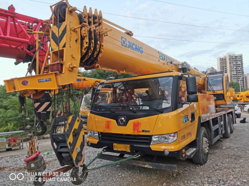 徐工QY25K5D-3汽車起重機(jī)