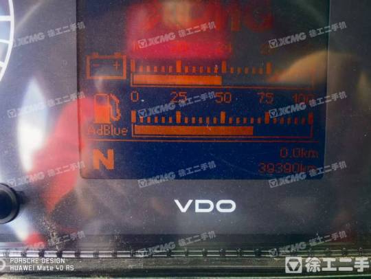 徐工XCT100汽車起重機