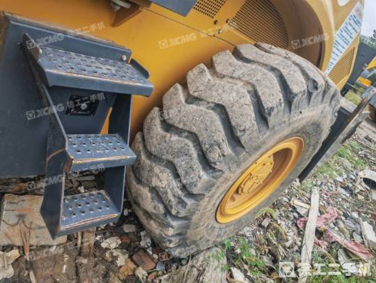 徐工XS223JE單鋼輪壓路機