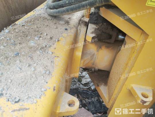 徐工XS223JE單鋼輪壓路機