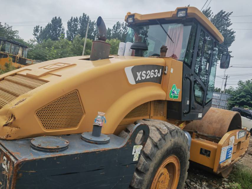 徐工XS223JE單鋼輪壓路機