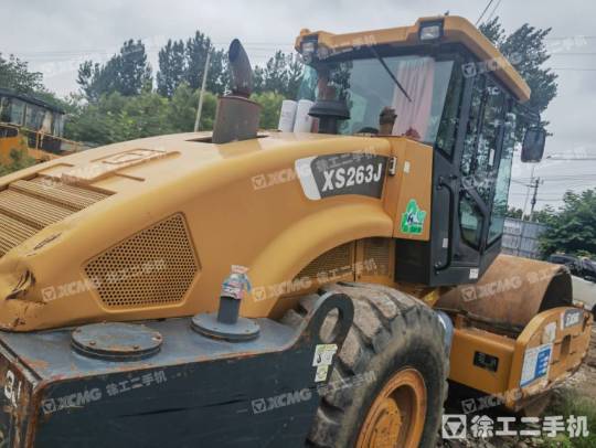 徐工XS223JE單鋼輪壓路機