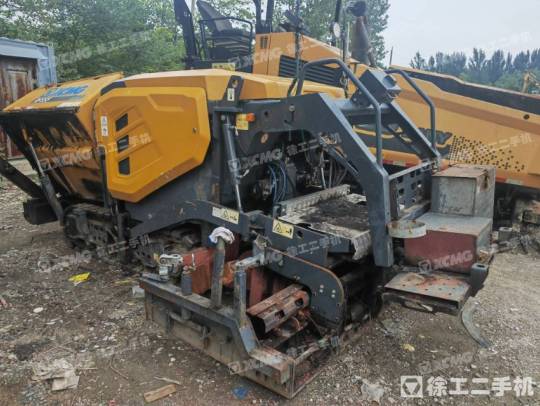 徐工RP355攤鋪機(jī)