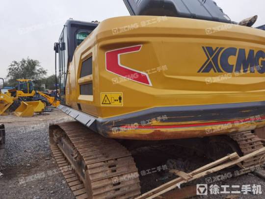 徐工XE245GH履帶式挖掘機