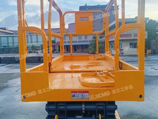 徐工XG1412HD剪叉式高空作業平臺