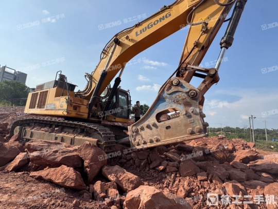 柳工CLG970E履帶式挖掘機