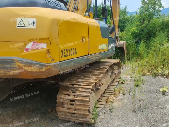 徐工XE200DA履帶式挖掘機
