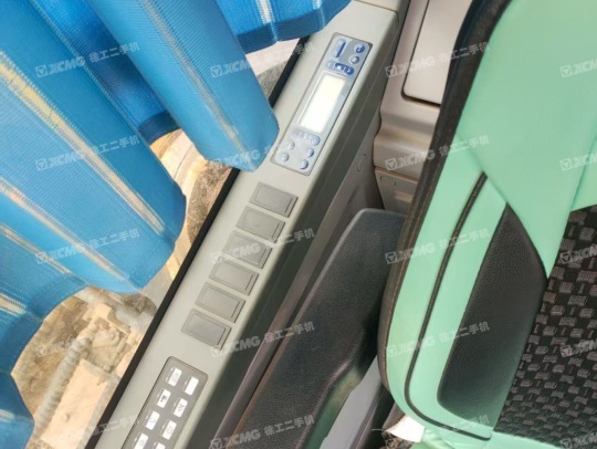 徐工XE200DA履帶式挖掘機