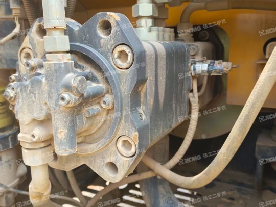 徐工XE200DA履帶式挖掘機