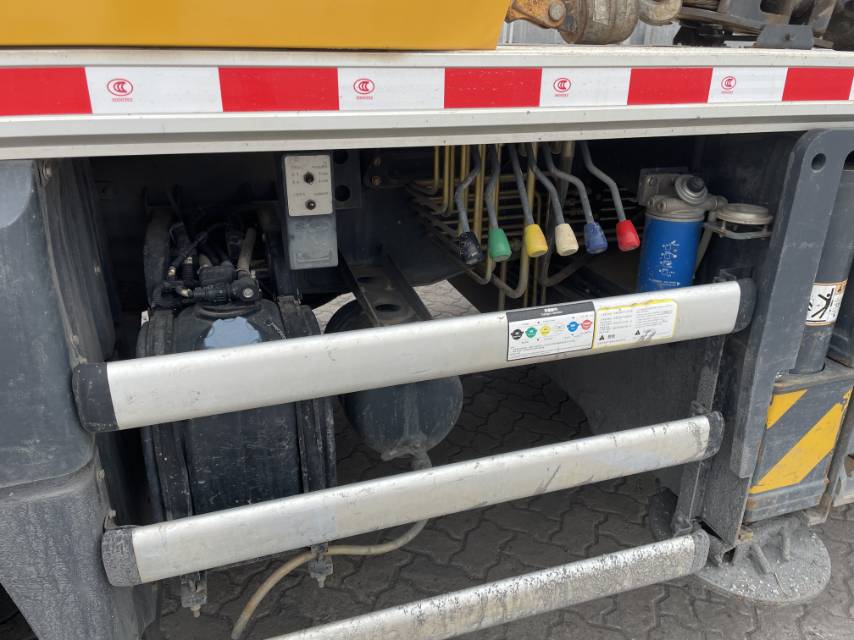 徐工XCT25L5-3汽車起重機