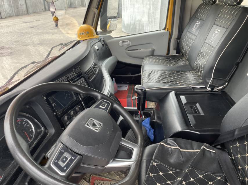 徐工XCT25L5-3汽車起重機