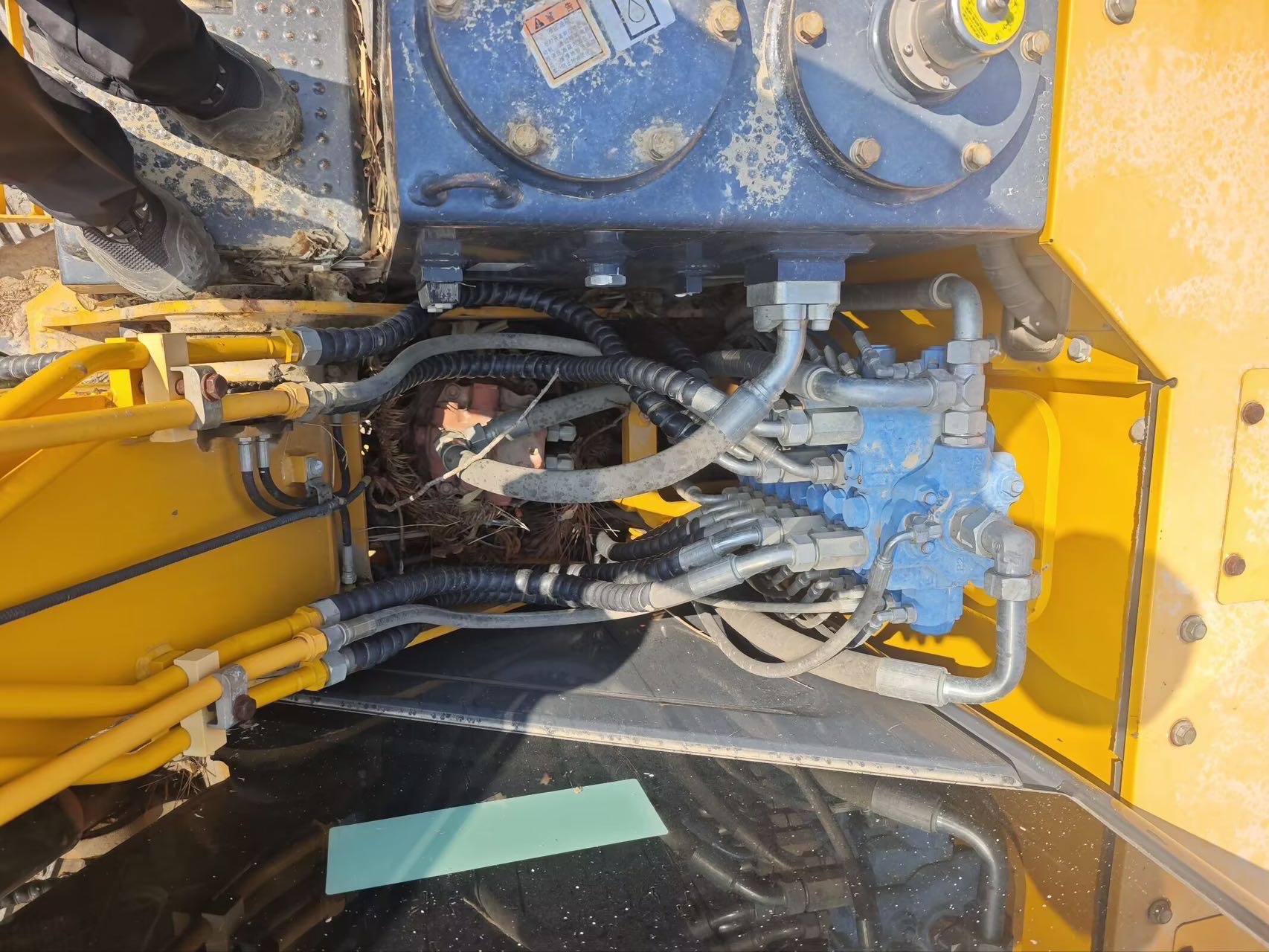 柳工CLG9075E履帶式挖掘機