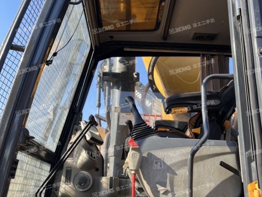 柳工CLG970E履帶式挖掘機