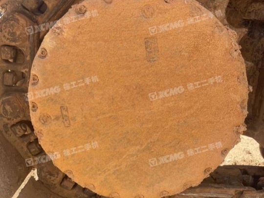 三一重工SY375履帶式挖掘機(jī)