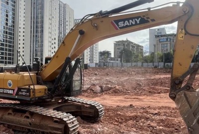 三一重工SY375H履帶式挖掘機