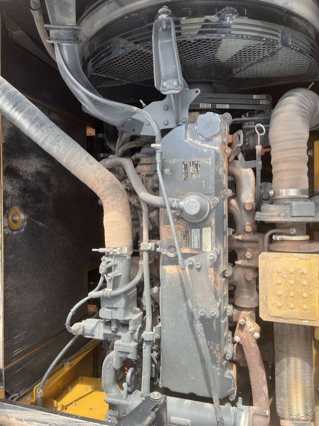 三一重工SY375H履帶式挖掘機