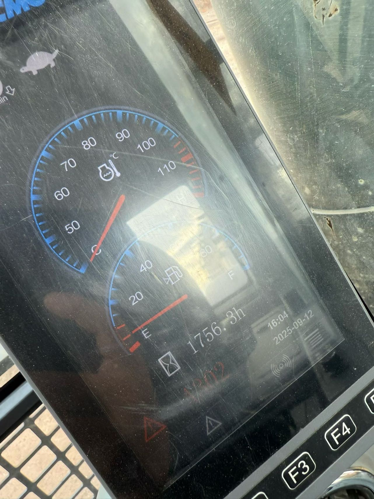 徐工XE380DK MAX履帶式挖掘機