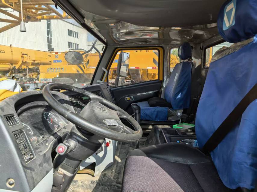 徐工QY50K5D-2汽車起重機