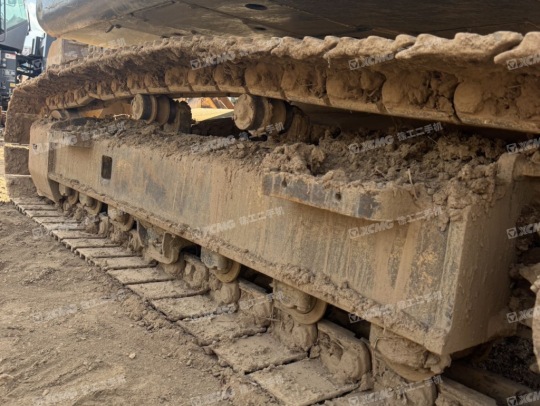 徐工XE200DA履帶式挖掘機