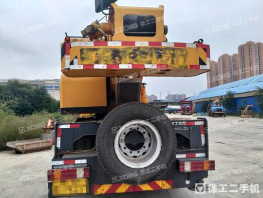 徐工XCT12L4汽車起重機