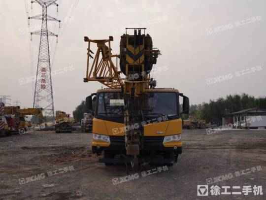 徐工XCT25L5汽車起重機