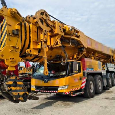 徐工XCA550全地面起重机