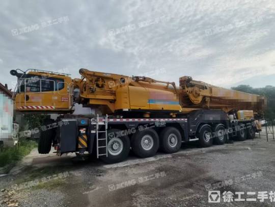 徐工XCA550全地面起重機