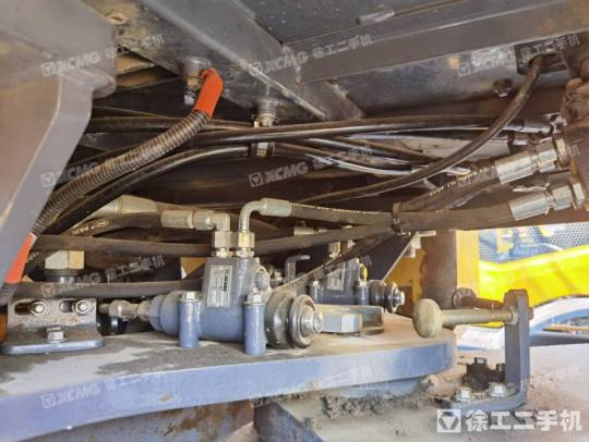 徐工LW500KV輪式裝載機(jī)